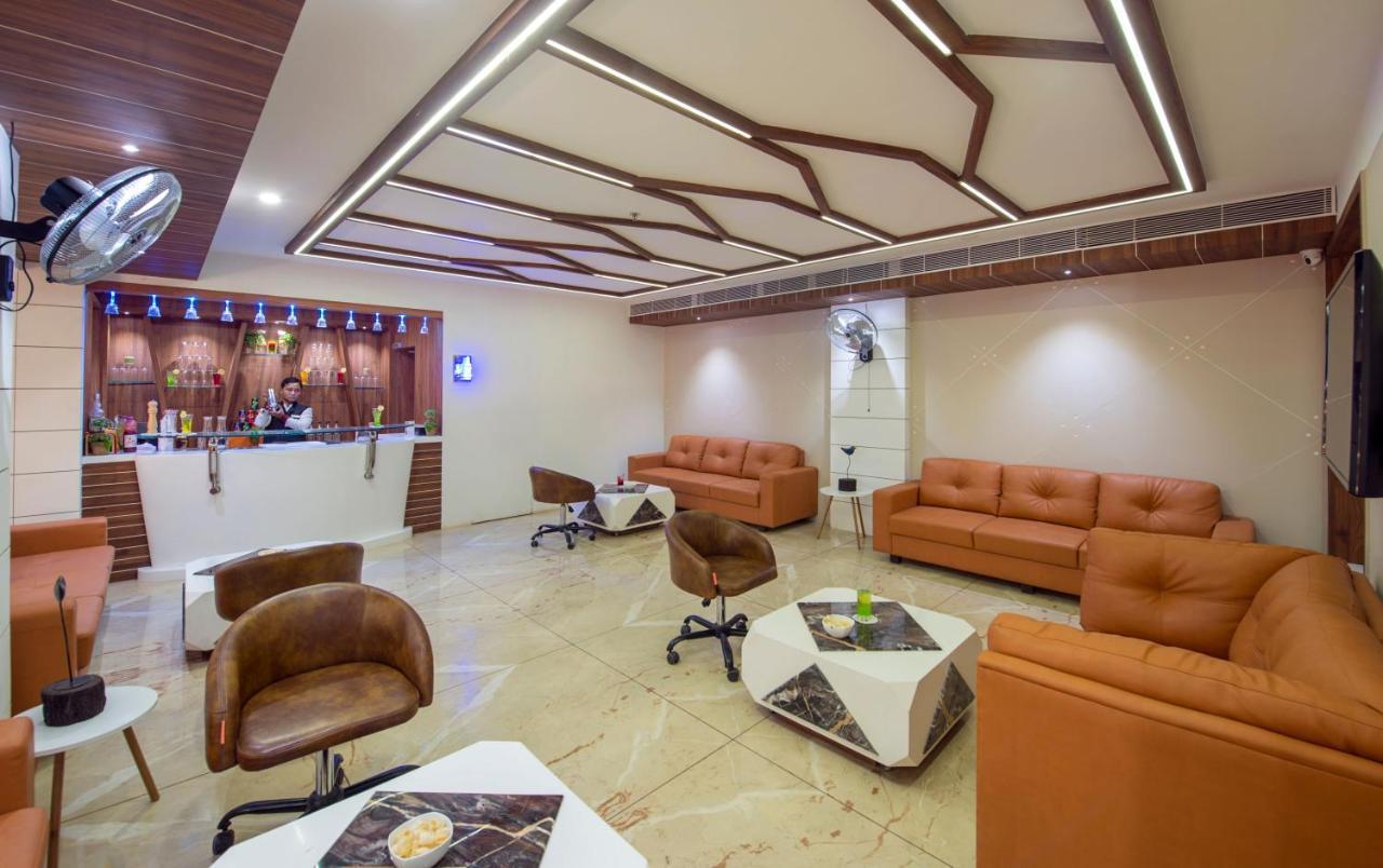 Lords Eco Inn Morbi Екстер'єр фото