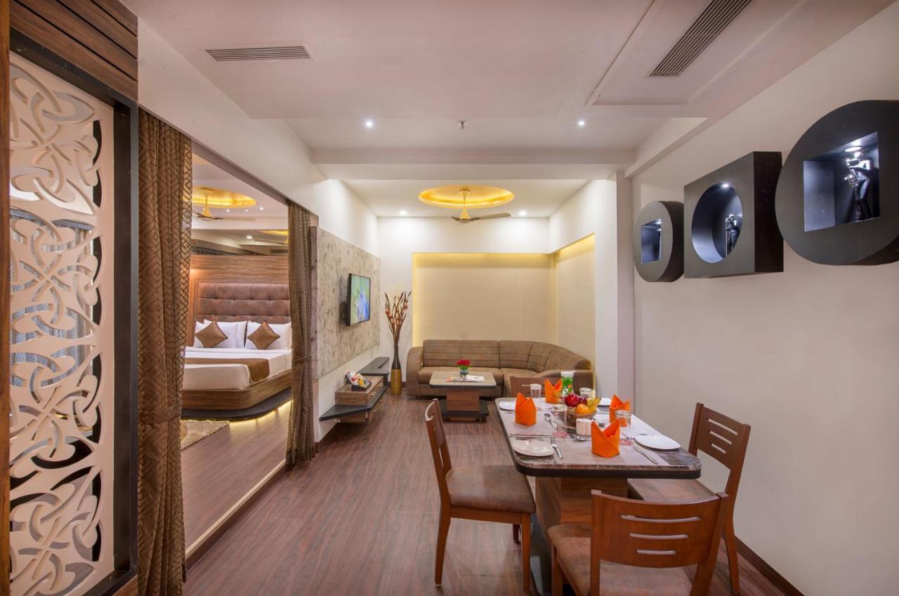 Lords Eco Inn Morbi Екстер'єр фото
