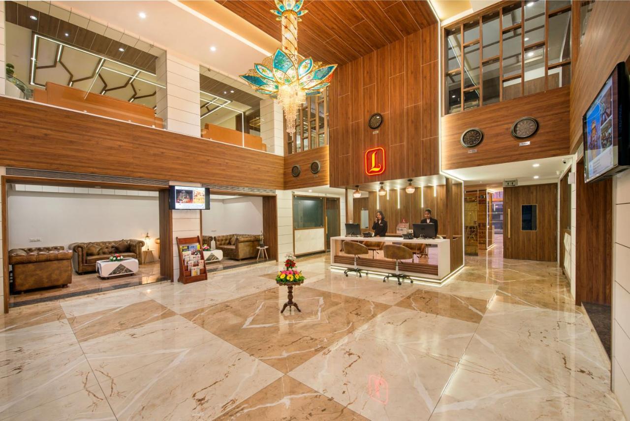 Lords Eco Inn Morbi Екстер'єр фото